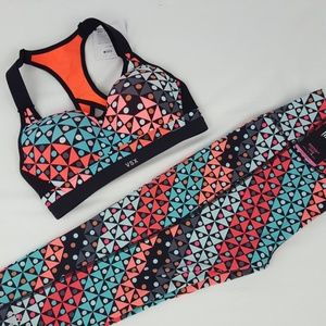 VS 32B INCREDIBLE SPORTS BRA SET NWT
